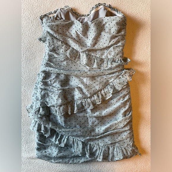 Hello Molly Strapless Mini Dress, Light Gray w Polka Dots. Size Small/4 - Picture 10 of 11